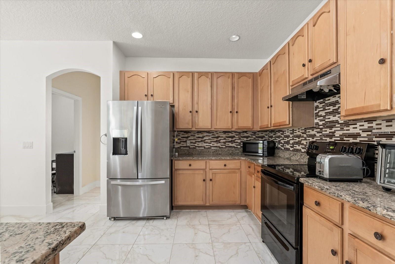 Image 16 of 57 For 871 Blairmont Ln