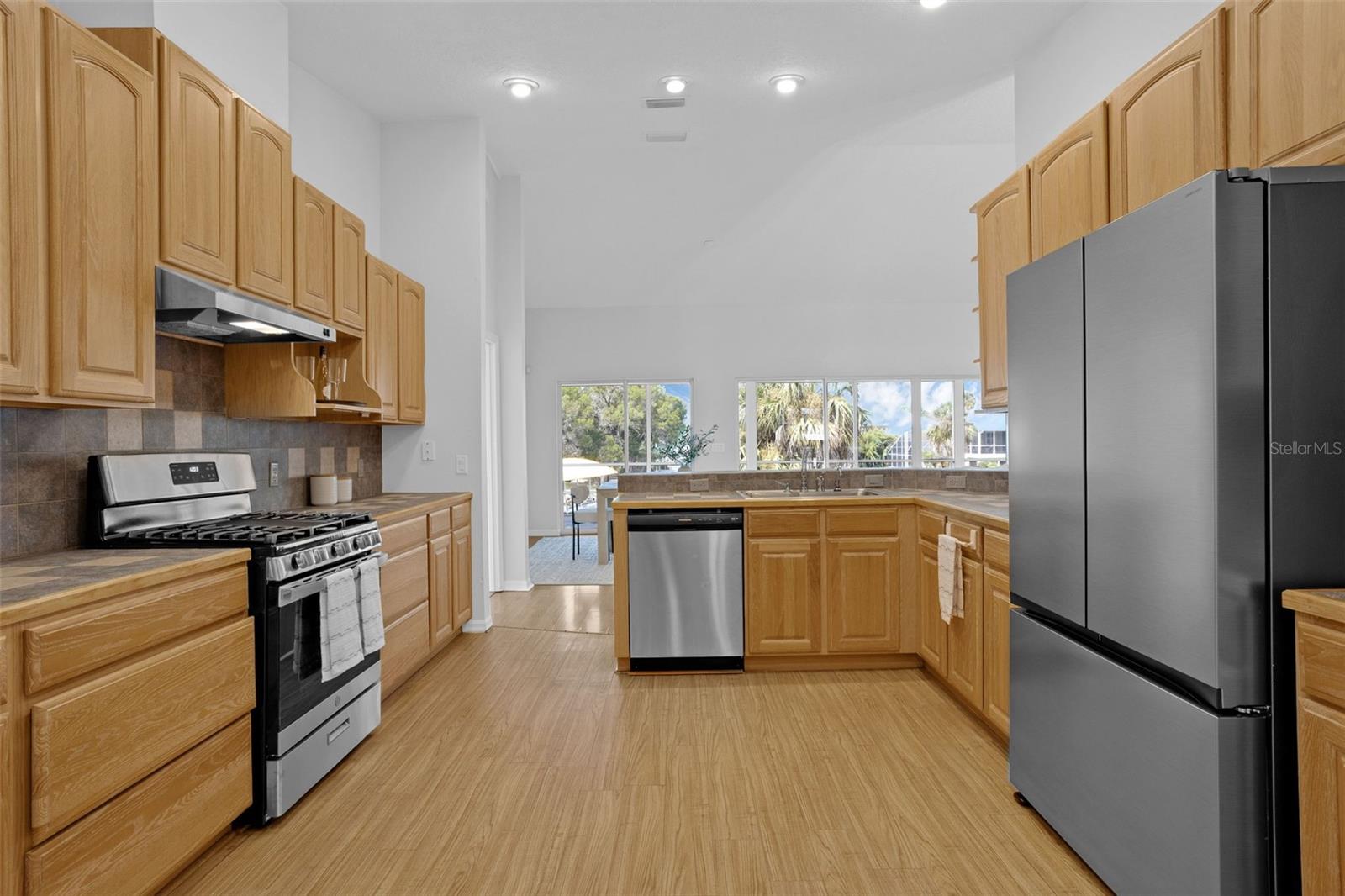 Image 14 of 43 For 1720 20th Avenue