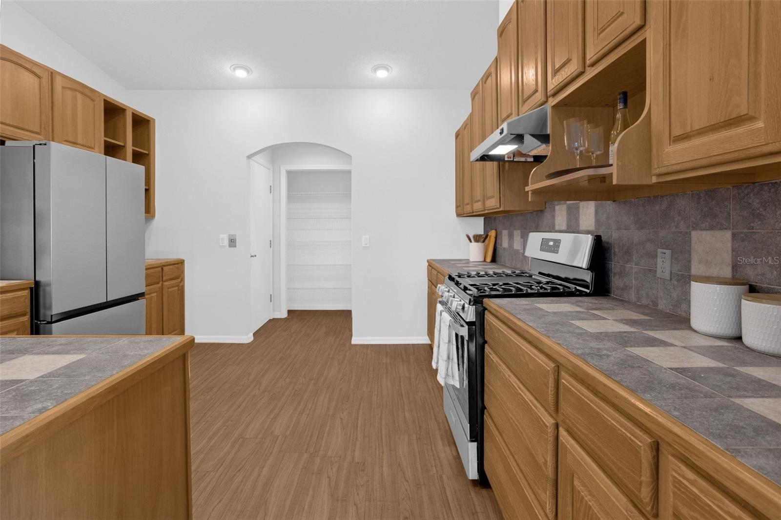 Image 16 of 43 For 1720 20th Avenue