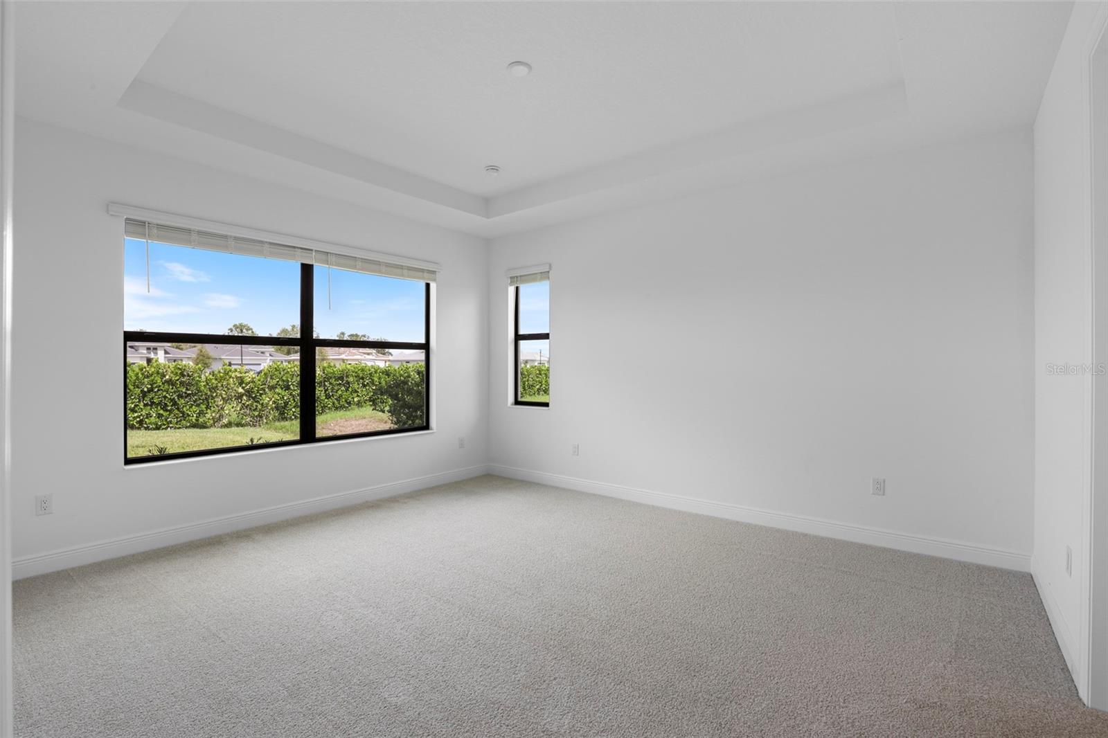 Image 11 of 62 For 18119 Cresswind Terrace