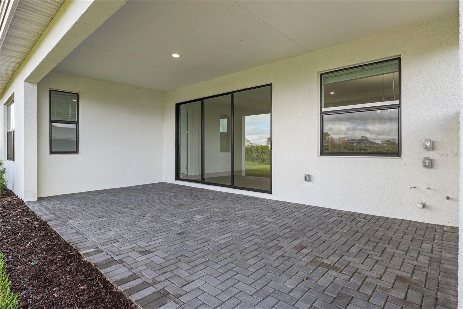 Image 30 of 62 For 18119 Cresswind Terrace