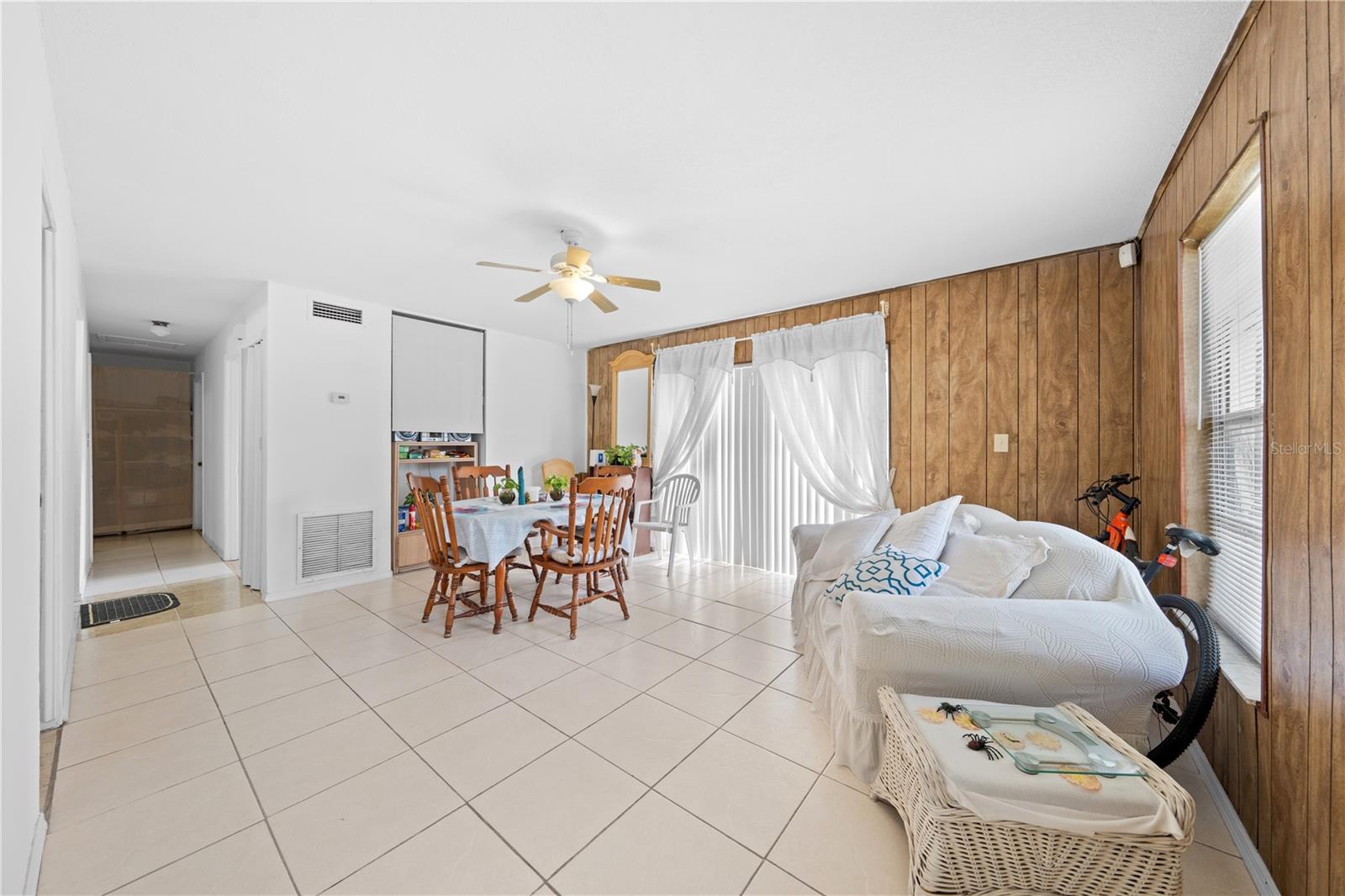 Image 8 of 32 For 2717 Santana Avenue