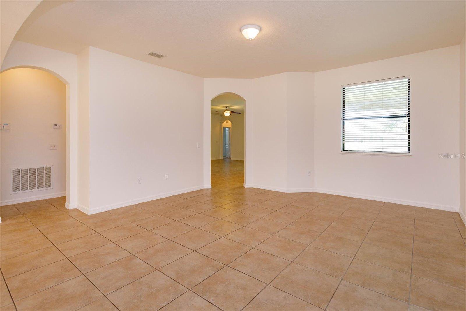 Image 4 of 13 For 3904 Coastal Breeze Drive