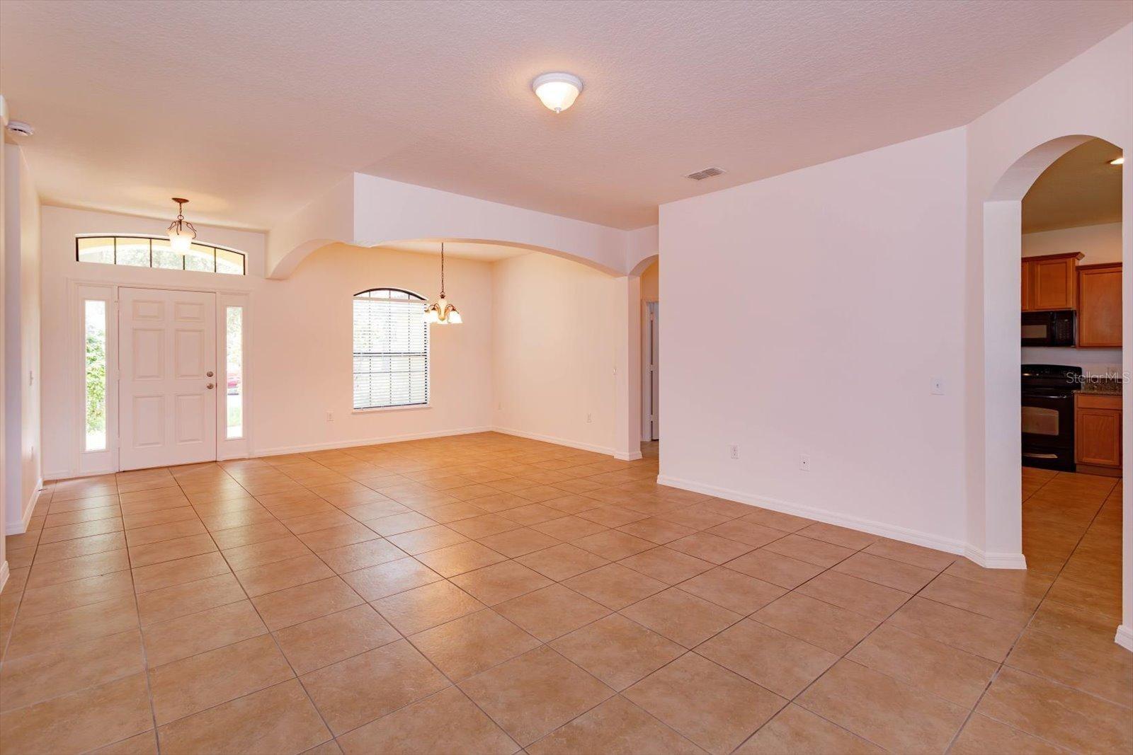 Image 5 of 13 For 3904 Coastal Breeze Drive