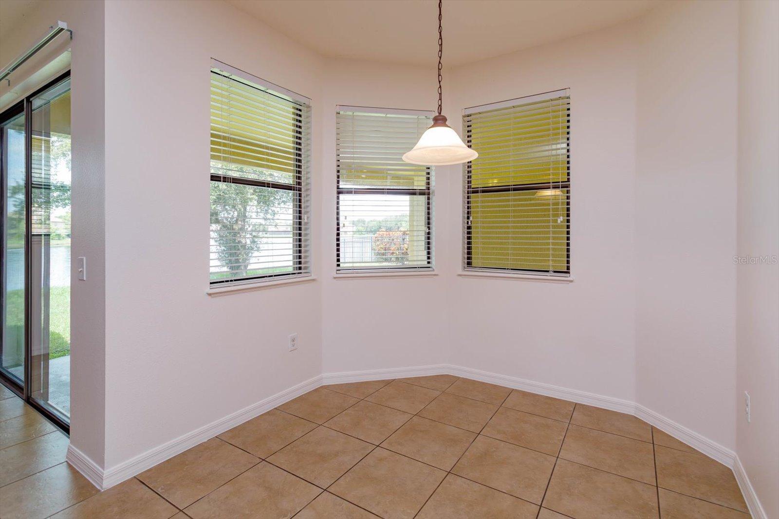 Image 6 of 13 For 3904 Coastal Breeze Drive