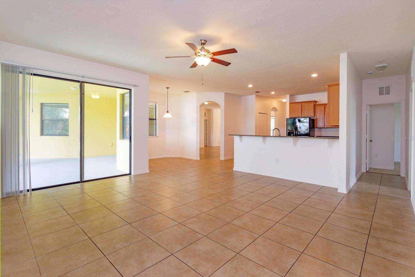 Image 8 of 13 For 3904 Coastal Breeze Drive
