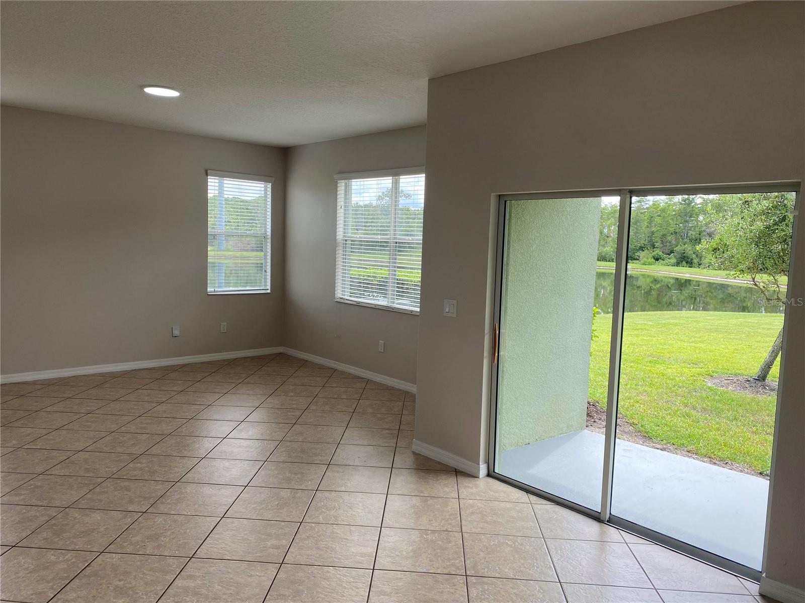 Image 11 of 40 For 3245 Rodrick Circle