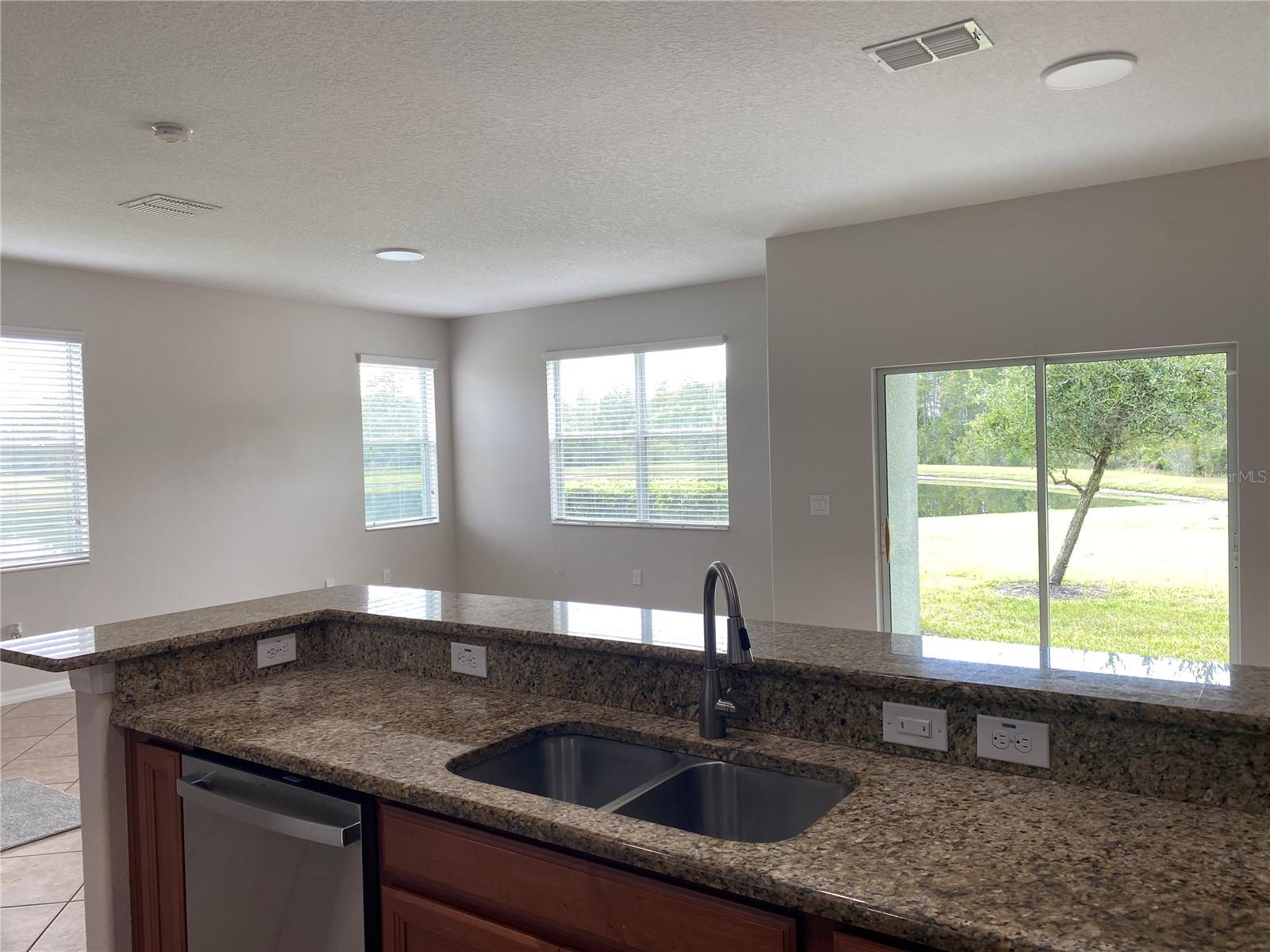 Image 13 of 40 For 3245 Rodrick Circle