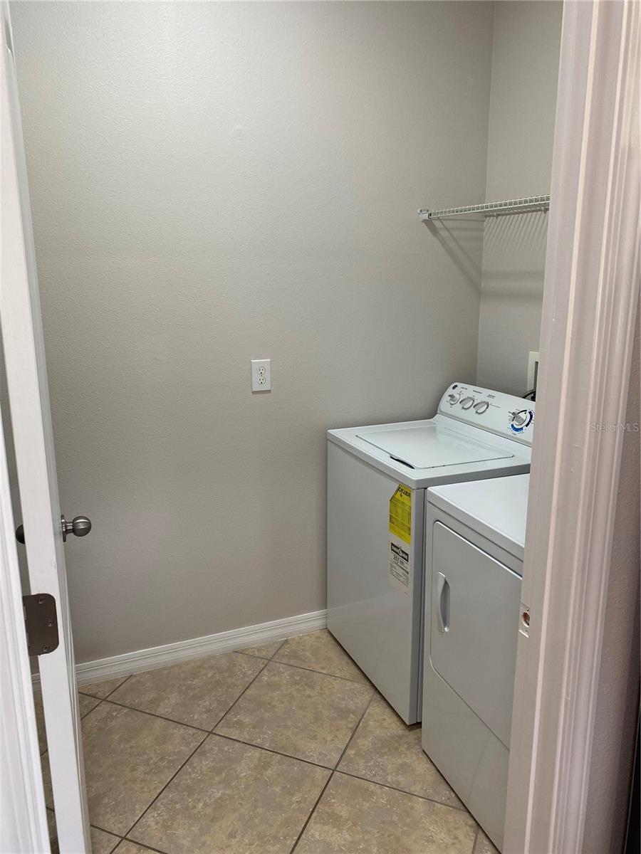 Image 17 of 40 For 3245 Rodrick Circle