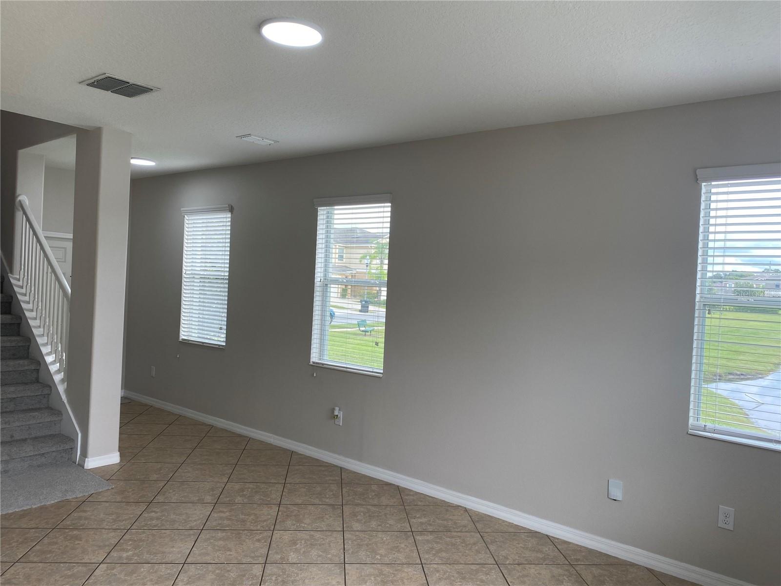 Image 8 of 40 For 3245 Rodrick Circle