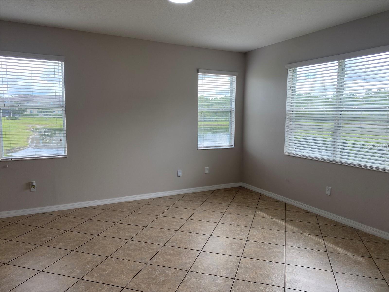 Image 9 of 40 For 3245 Rodrick Circle