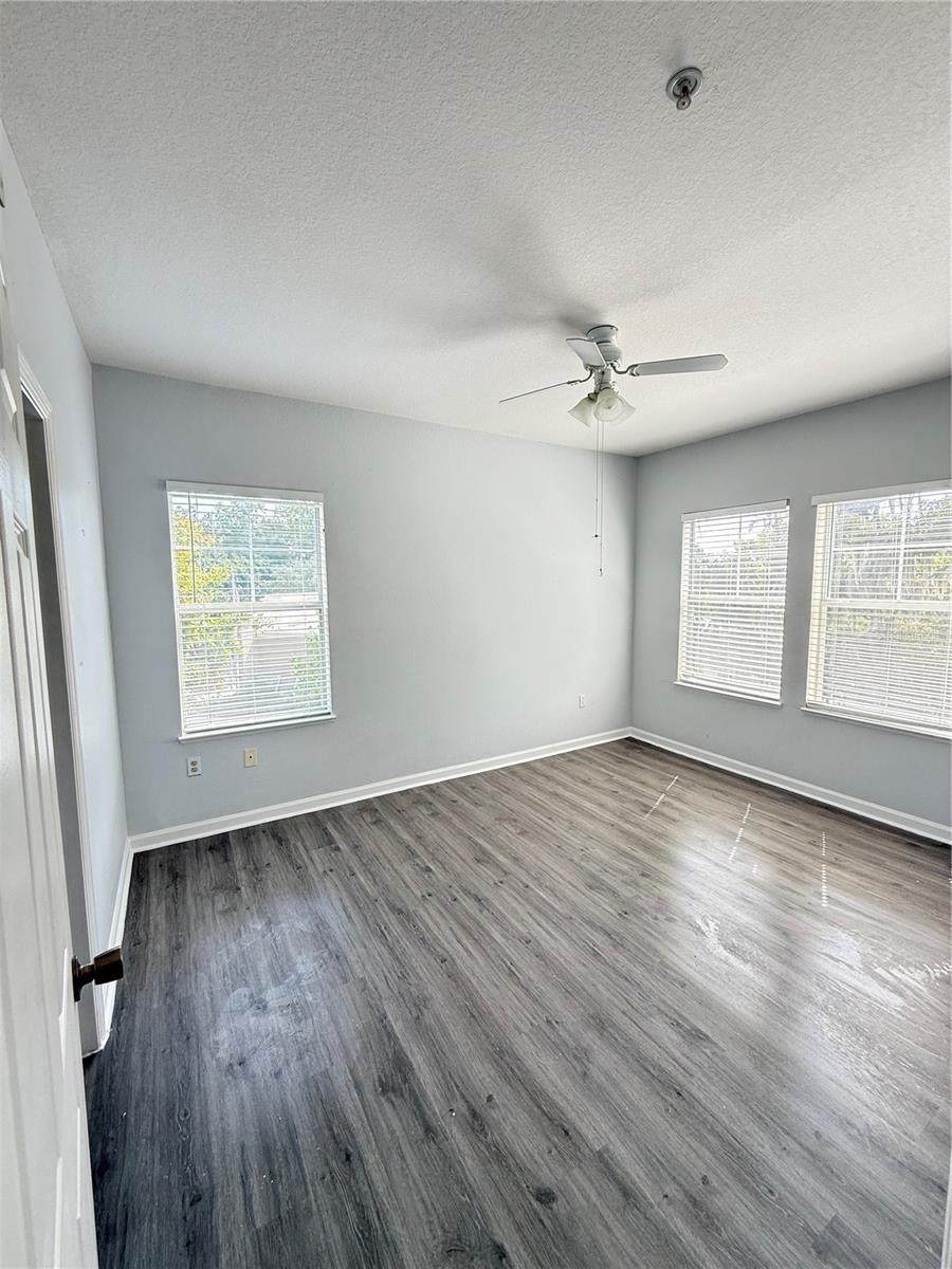 Image 13 of 18 For 2801 Chancellorsville Drive 632