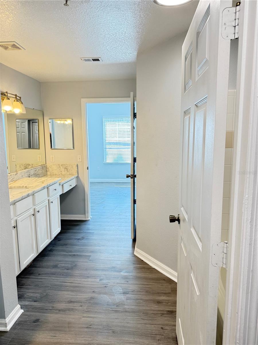 Image 16 of 18 For 2801 Chancellorsville Drive 632