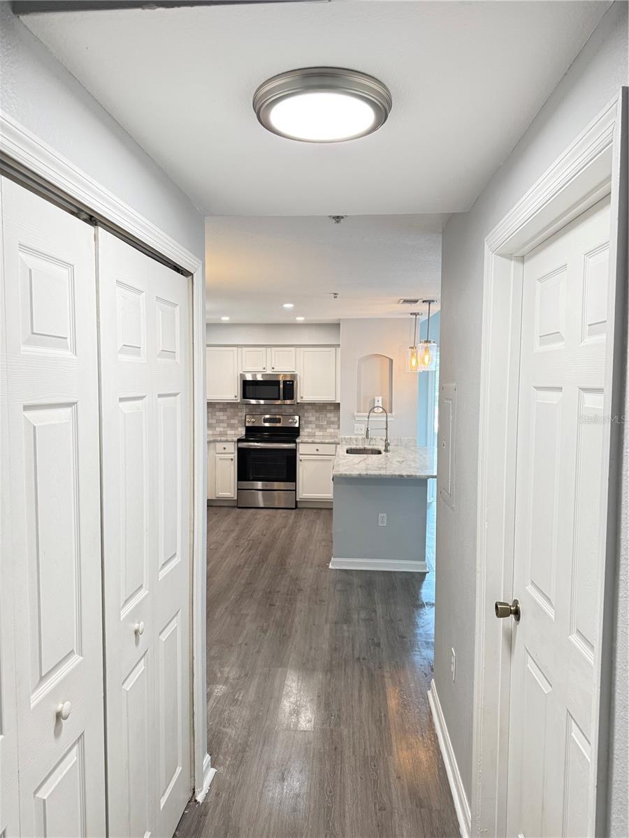 Image 5 of 18 For 2801 Chancellorsville Drive 632