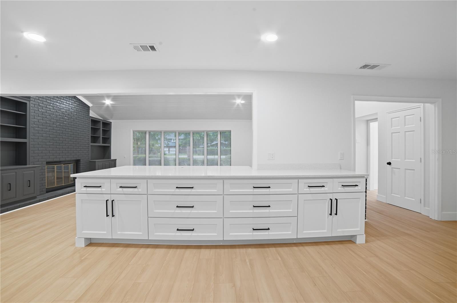 Image 10 of 31 For 1150 Lake Brantley Road