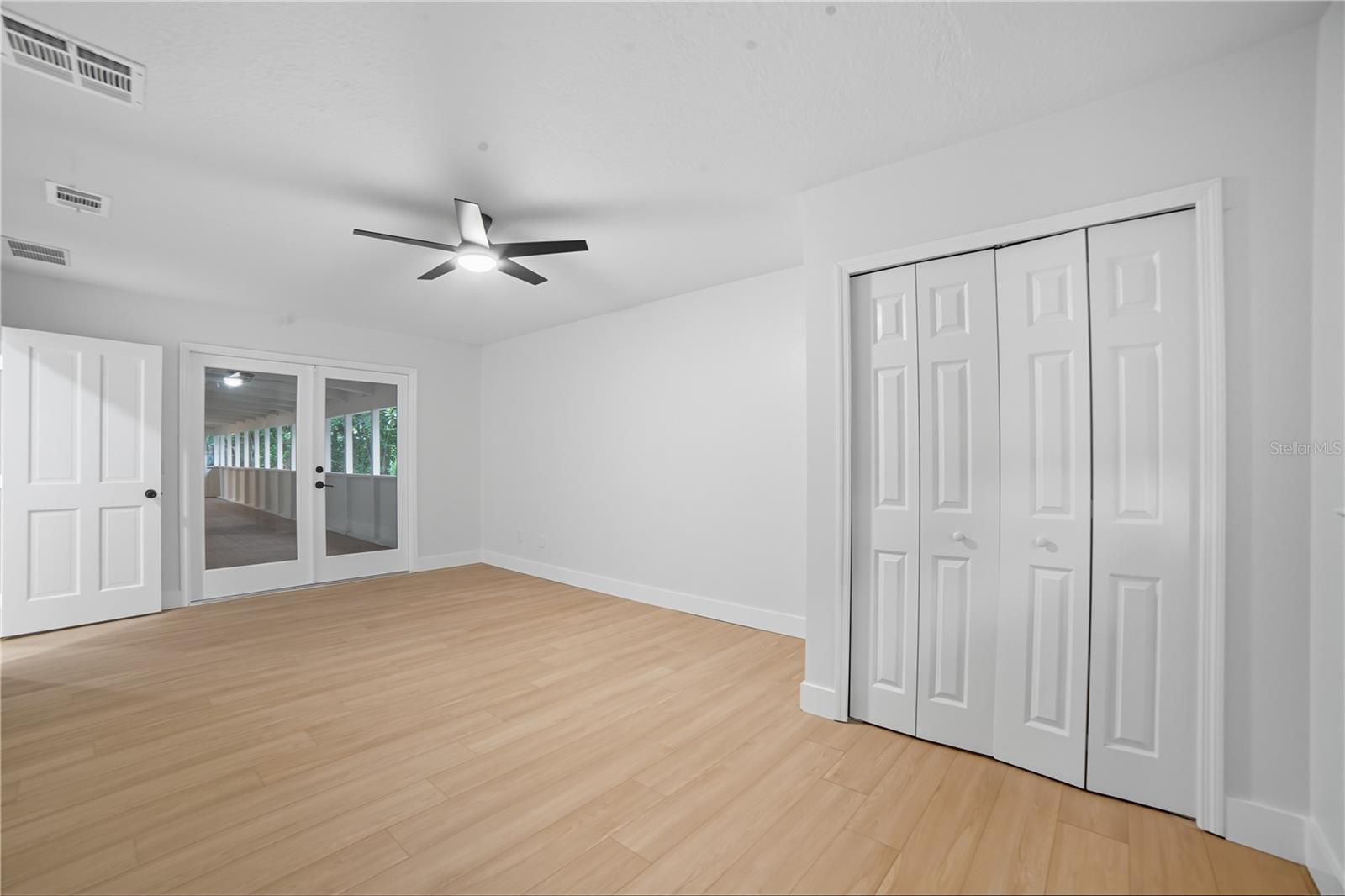 Image 23 of 31 For 1150 Lake Brantley Road