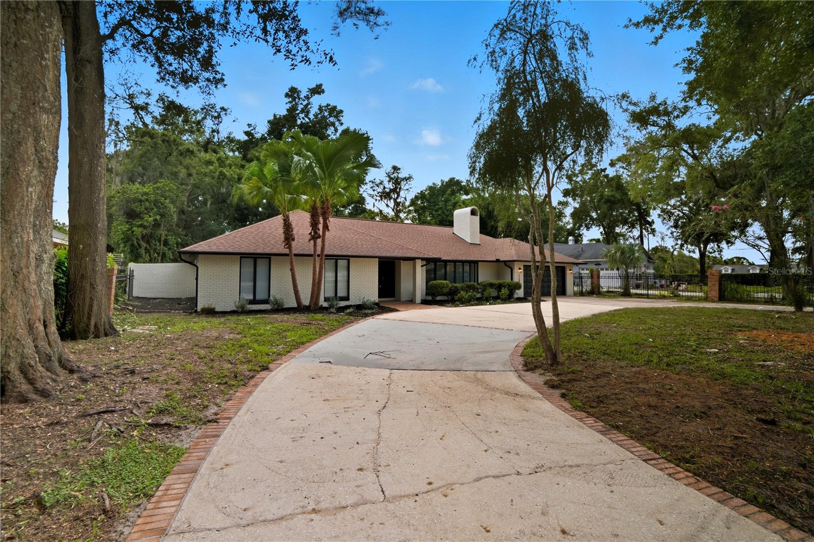 Image 3 of 31 For 1150 Lake Brantley Road