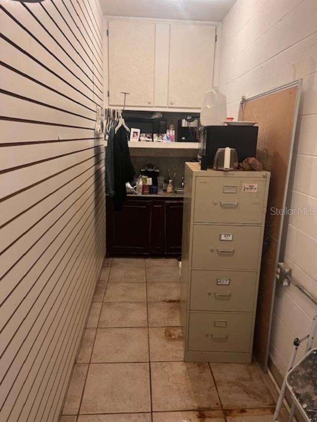 Image 4 of 4 For 8421 Orange Blossom Trail 123