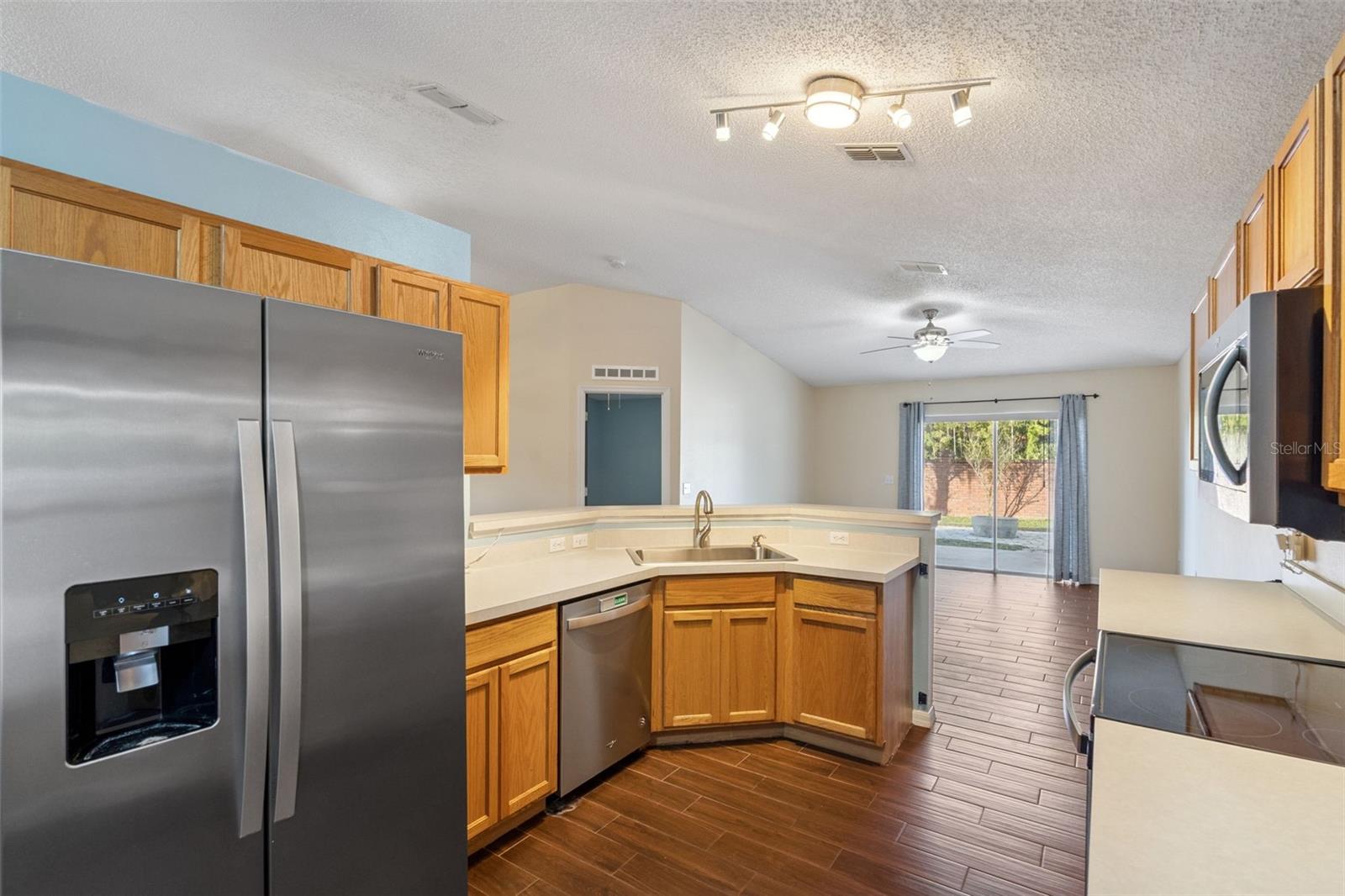 Image 5 of 28 For 2137 Corner School Drive