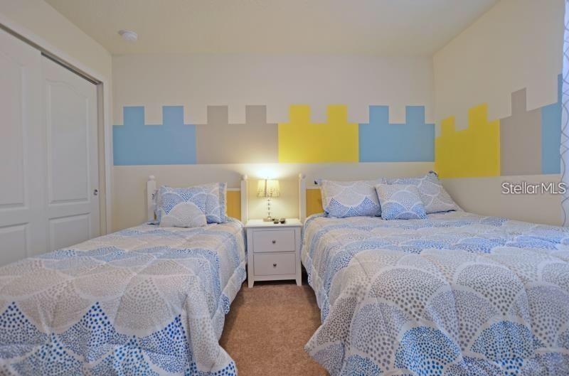 Image 15 of 34 For 6095 Broad Oak Drive