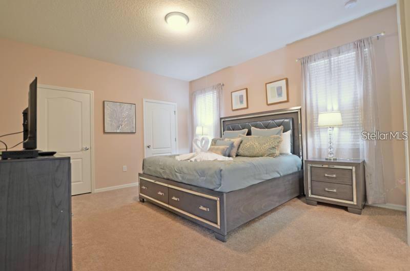 Image 9 of 34 For 6095 Broad Oak Drive