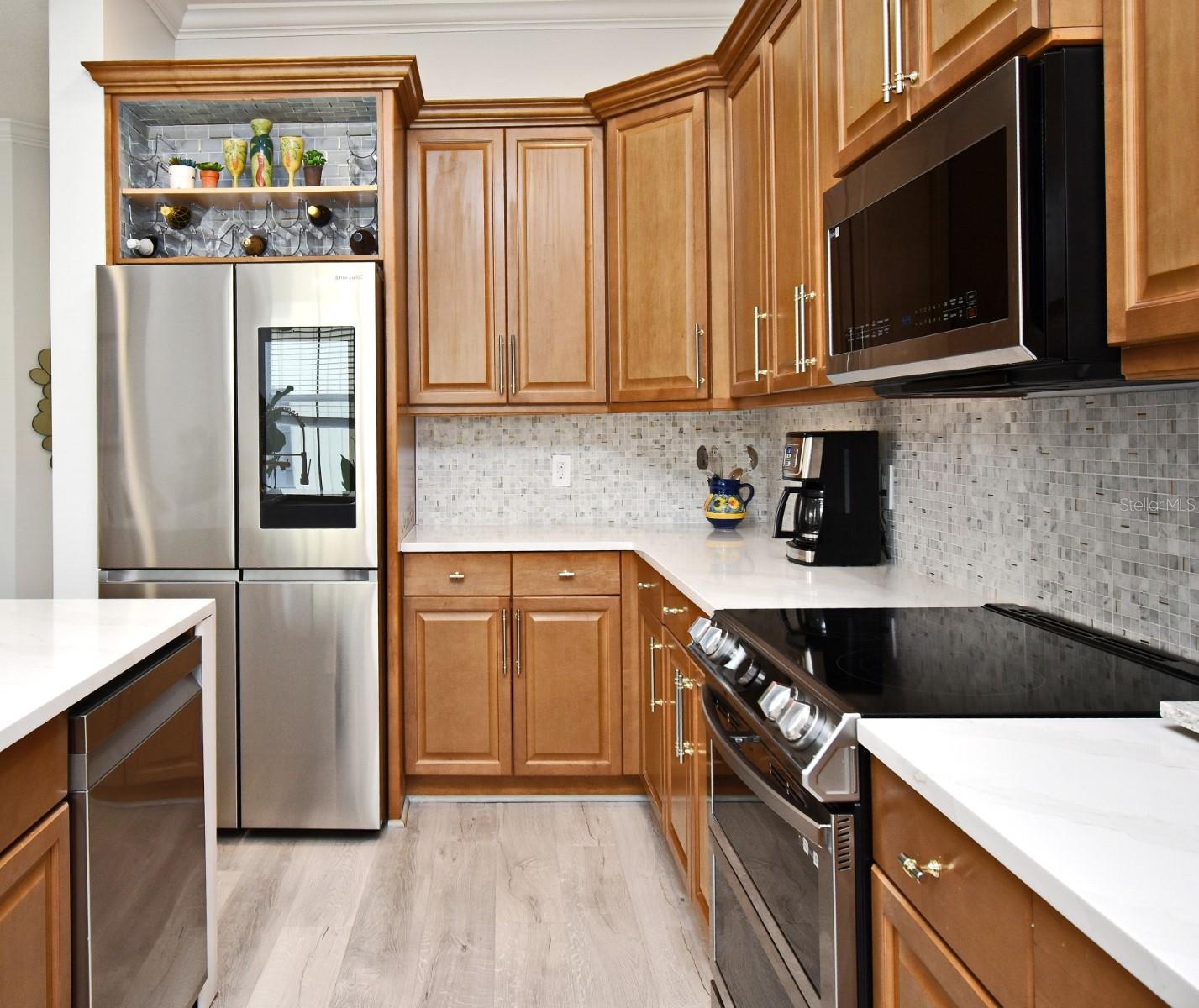 Image 10 of 34 For 601 Edwards Street 4204