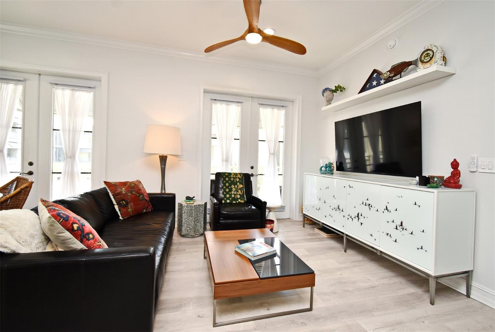 Image 6 of 34 For 601 Edwards Street 4204