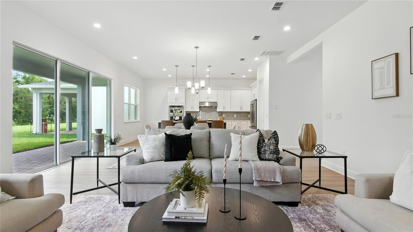 Image 15 of 33 For 1055 Gloryland Court