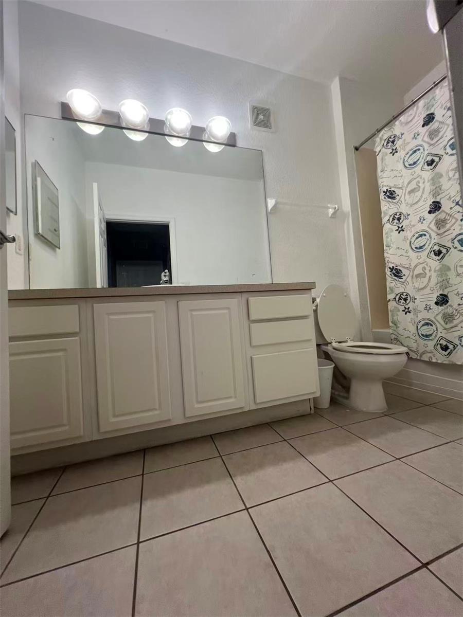Image 11 of 13 For 8630 Buccilli Drive 207