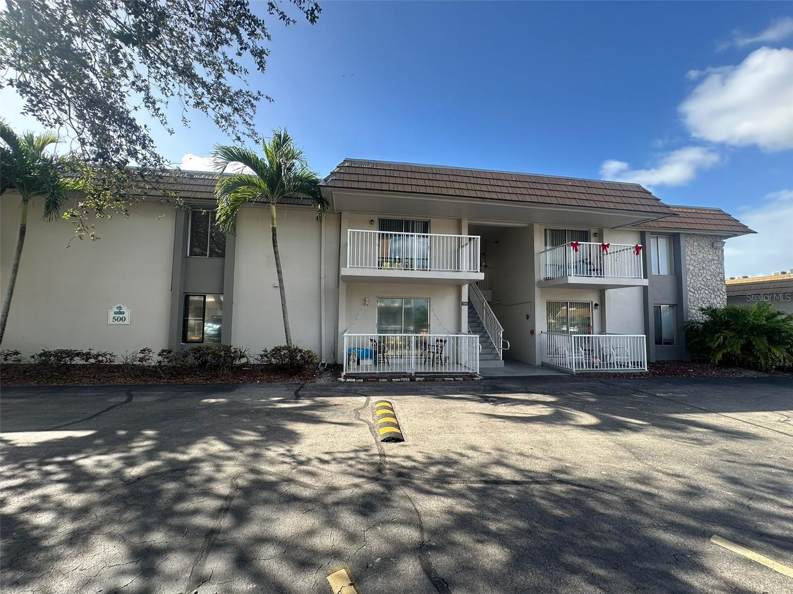 Image 24 of 31 For 1830 Maravilla Avenue 314