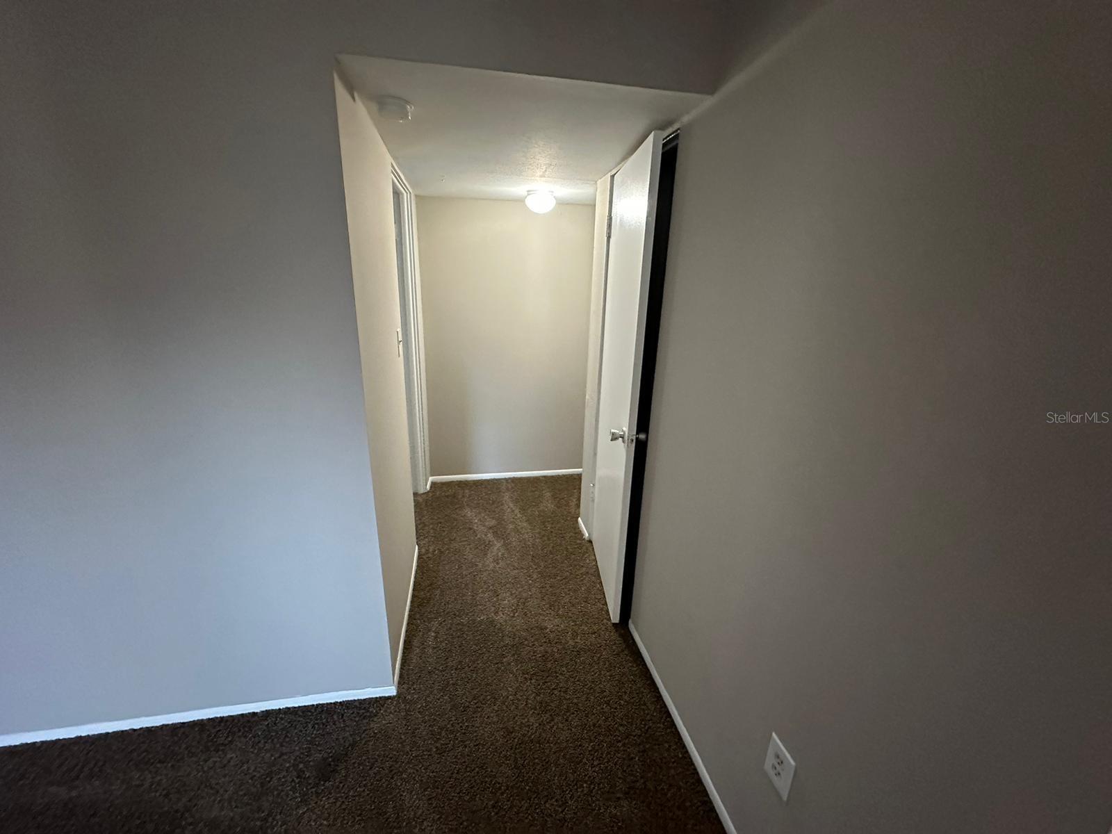 Image 7 of 31 For 1830 Maravilla Avenue 314