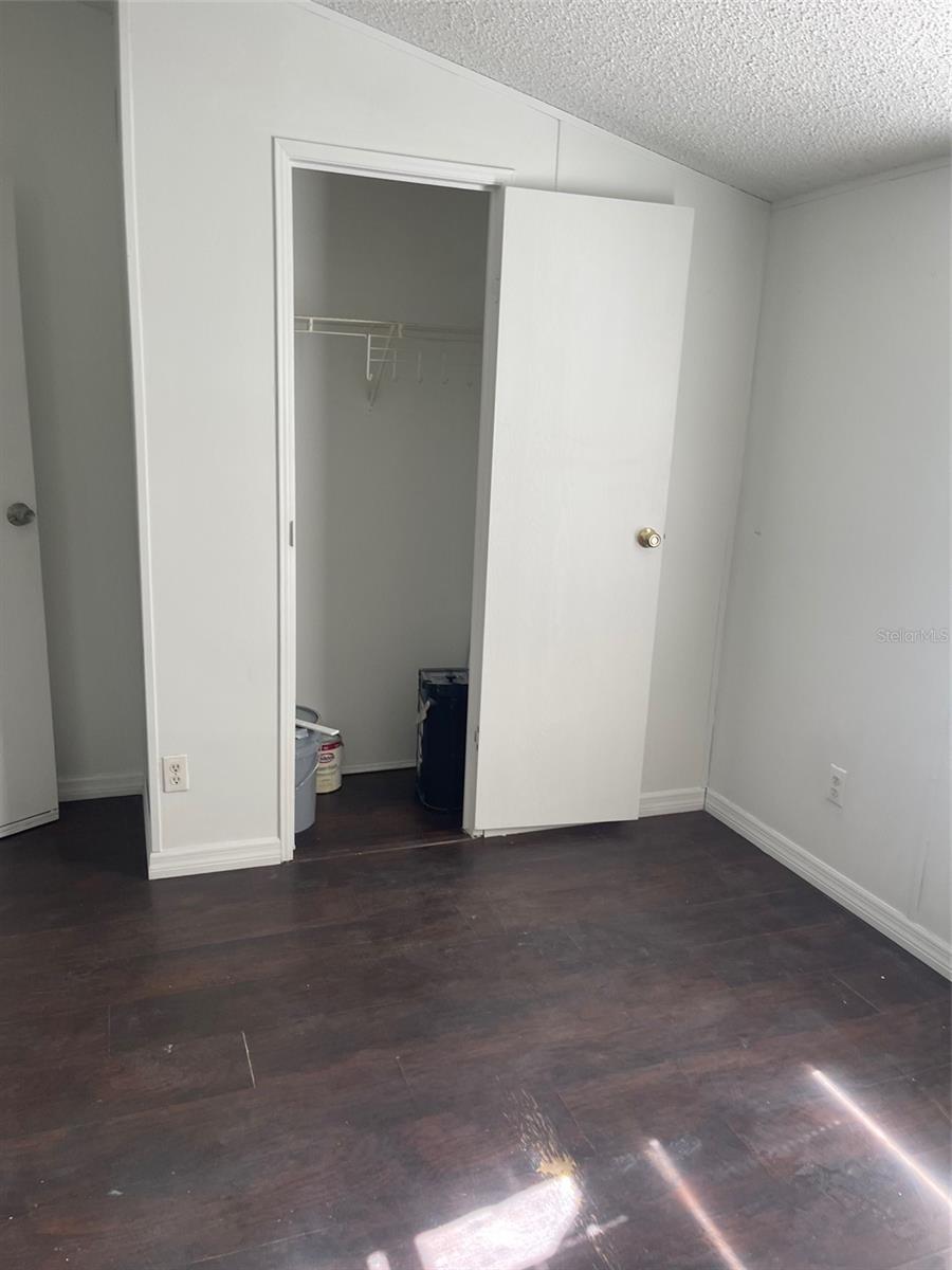 Image 5 of 7 For 4425 Crossen Drive