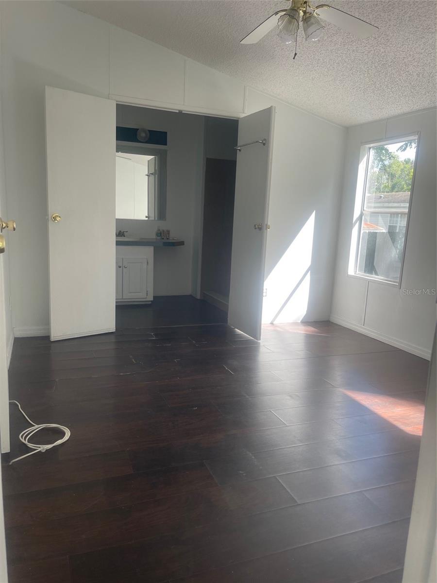 Image 9 of 11 For 4425 Crossen Drive