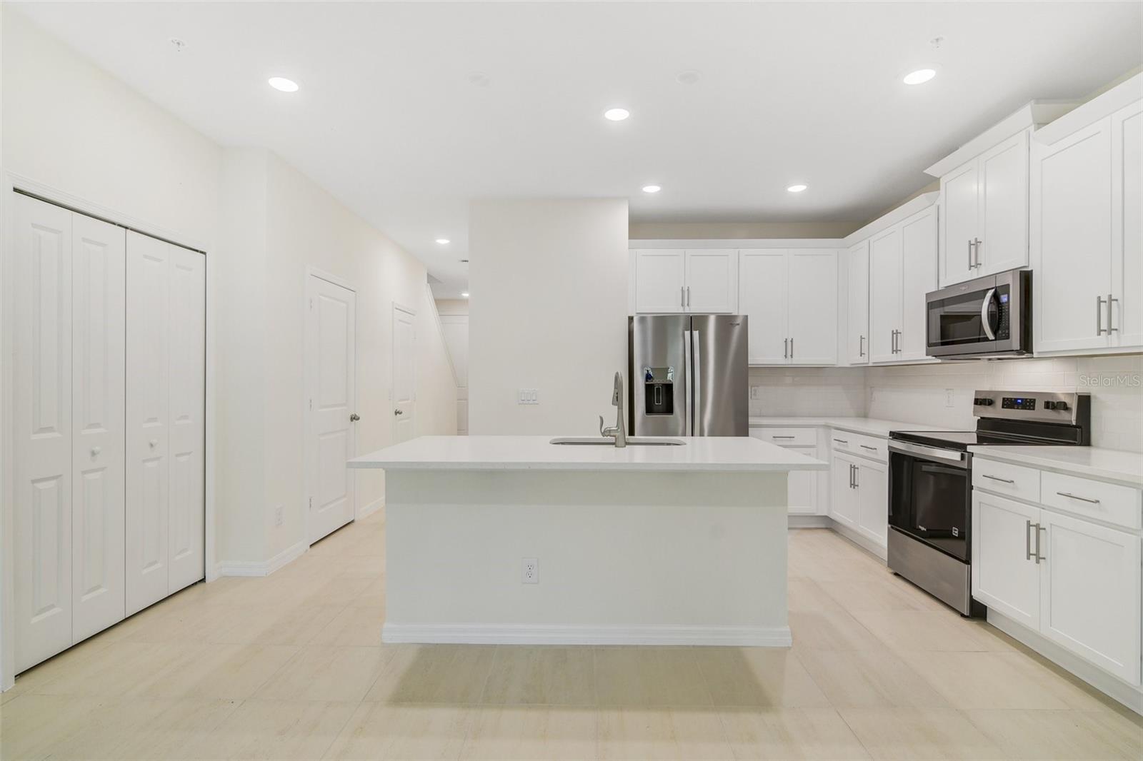 Image 3 of 11 For 543 Southern Edge Way