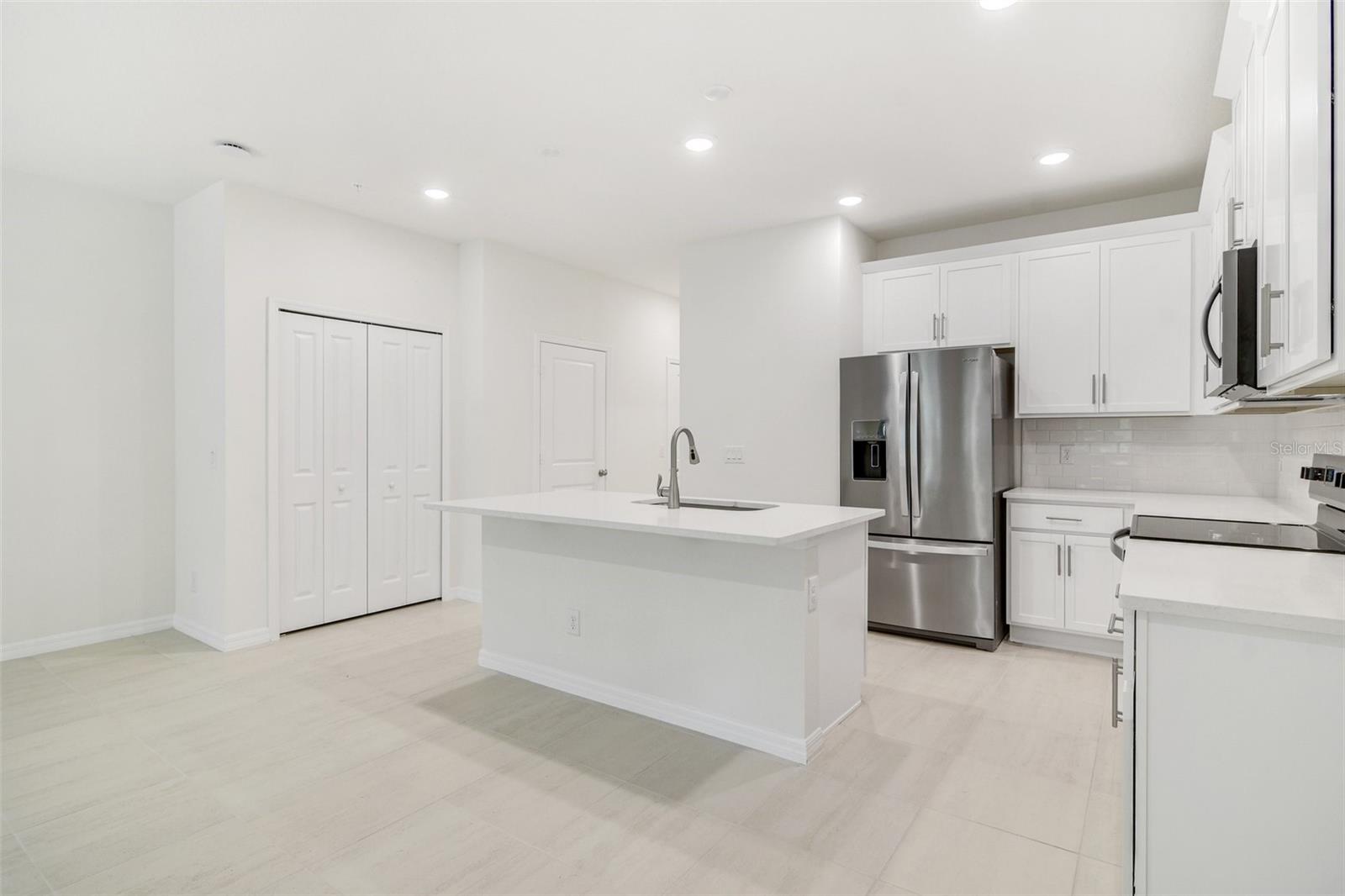 Image 4 of 11 For 543 Southern Edge Way