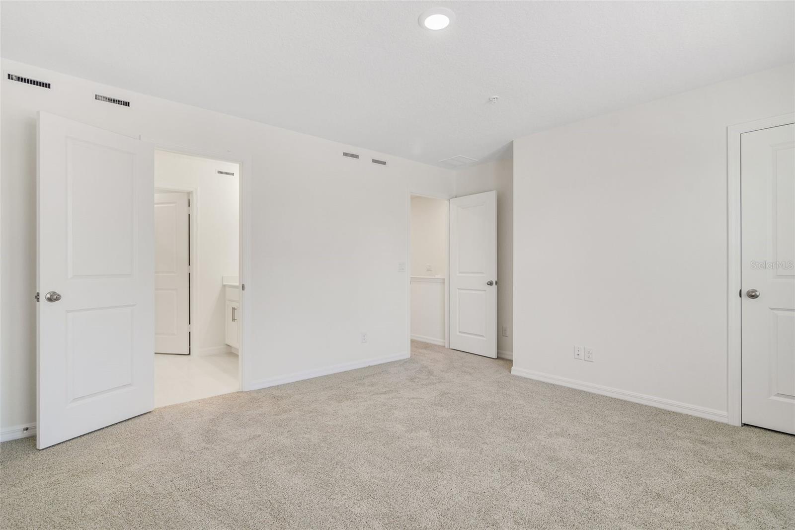 Image 7 of 11 For 543 Southern Edge Way