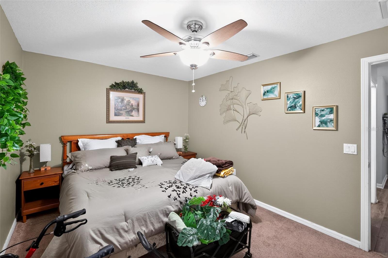 Image 19 of 29 For 2608 Whitewood Road