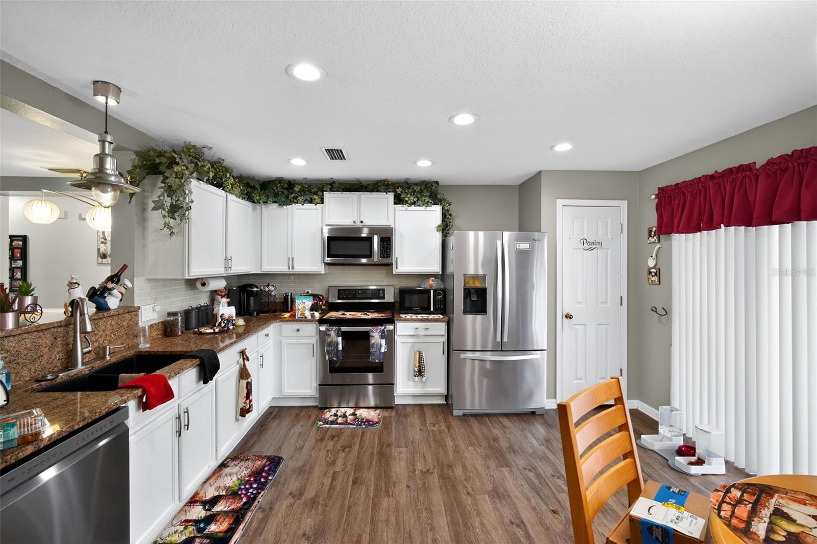 Image 8 of 29 For 2608 Whitewood Road
