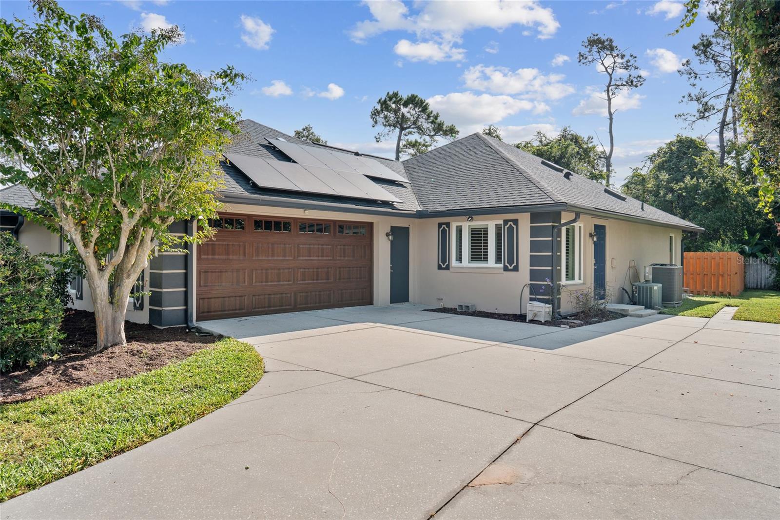 Image 43 of 52 For 137 Spring Chase Circle