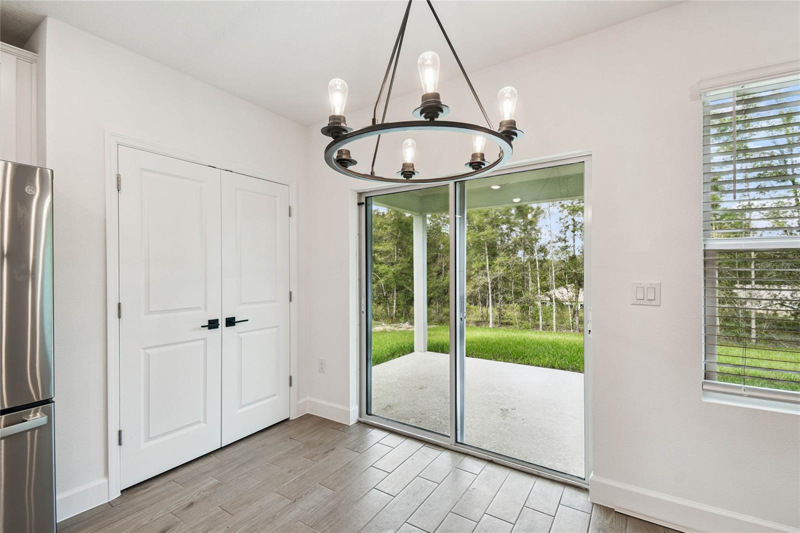 Image 12 of 32 For 8279 Travis Drive 48