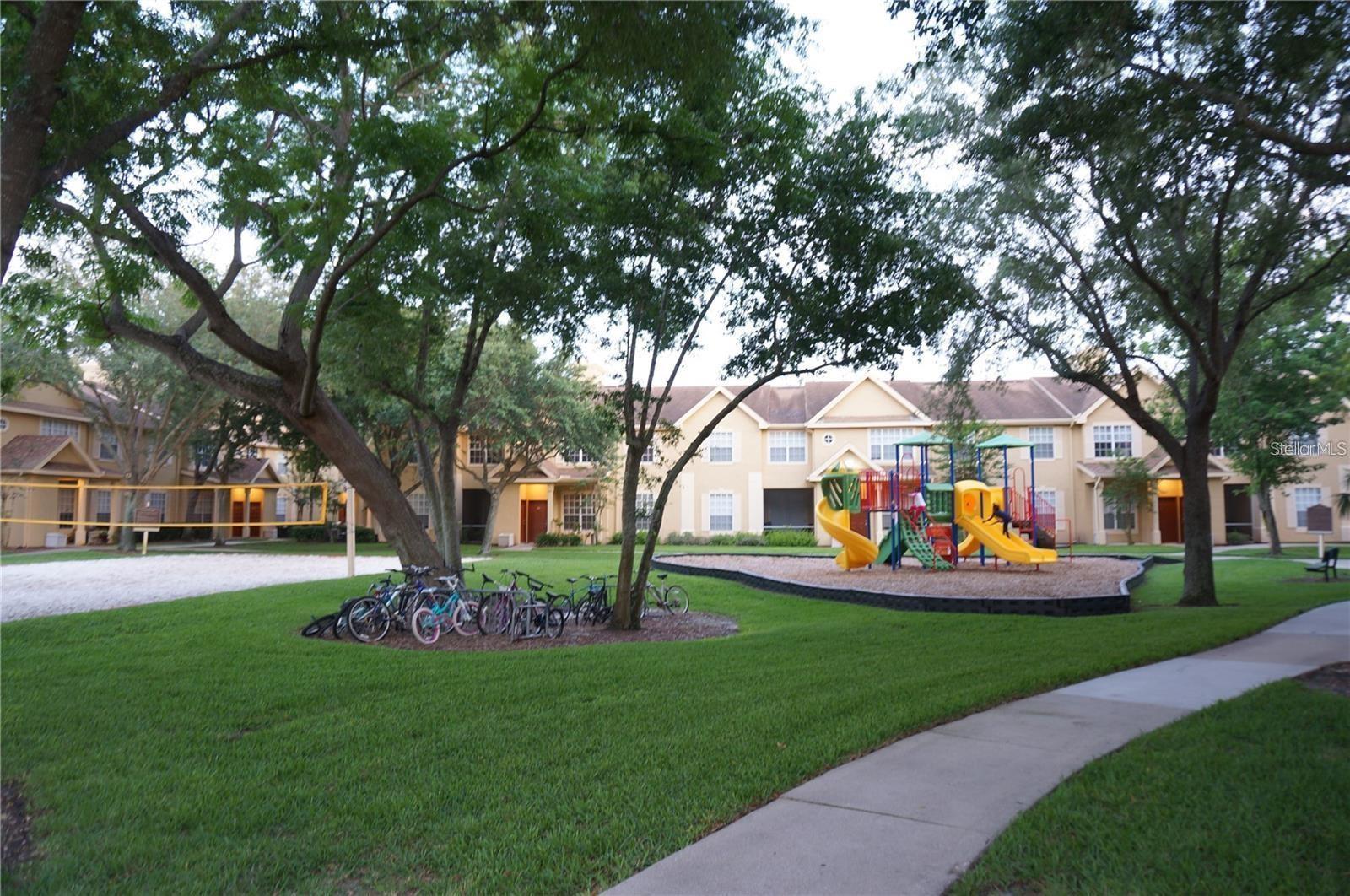Image 23 of 24 For 837 Grand Regency Point 207