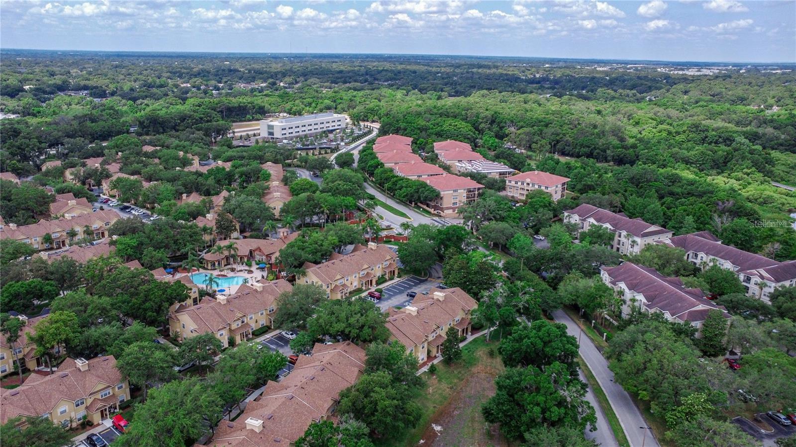 Image 35 of 42 For 837 Grand Regency Point 207