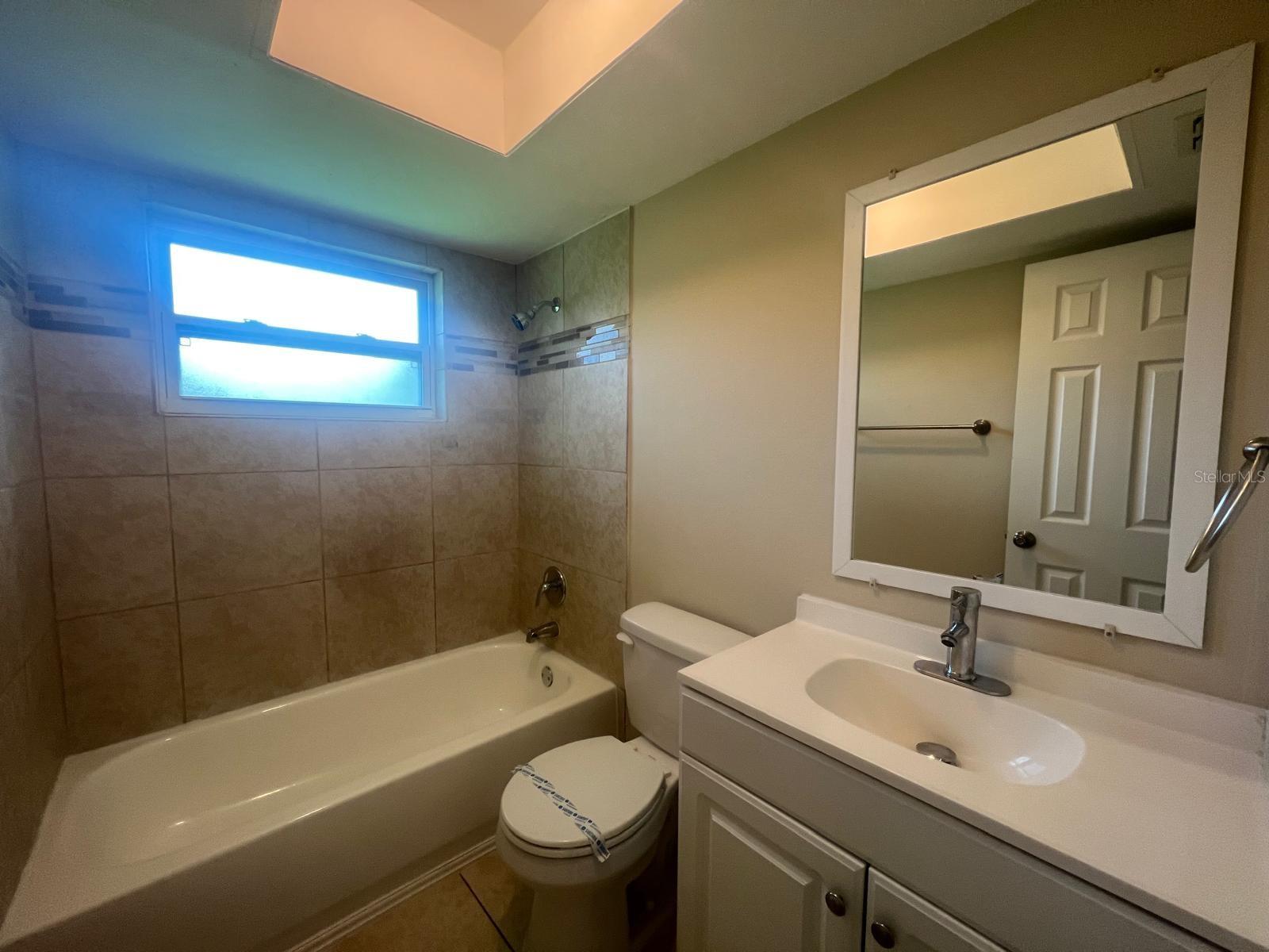 Image 8 of 15 For 2130 Messina Avenue