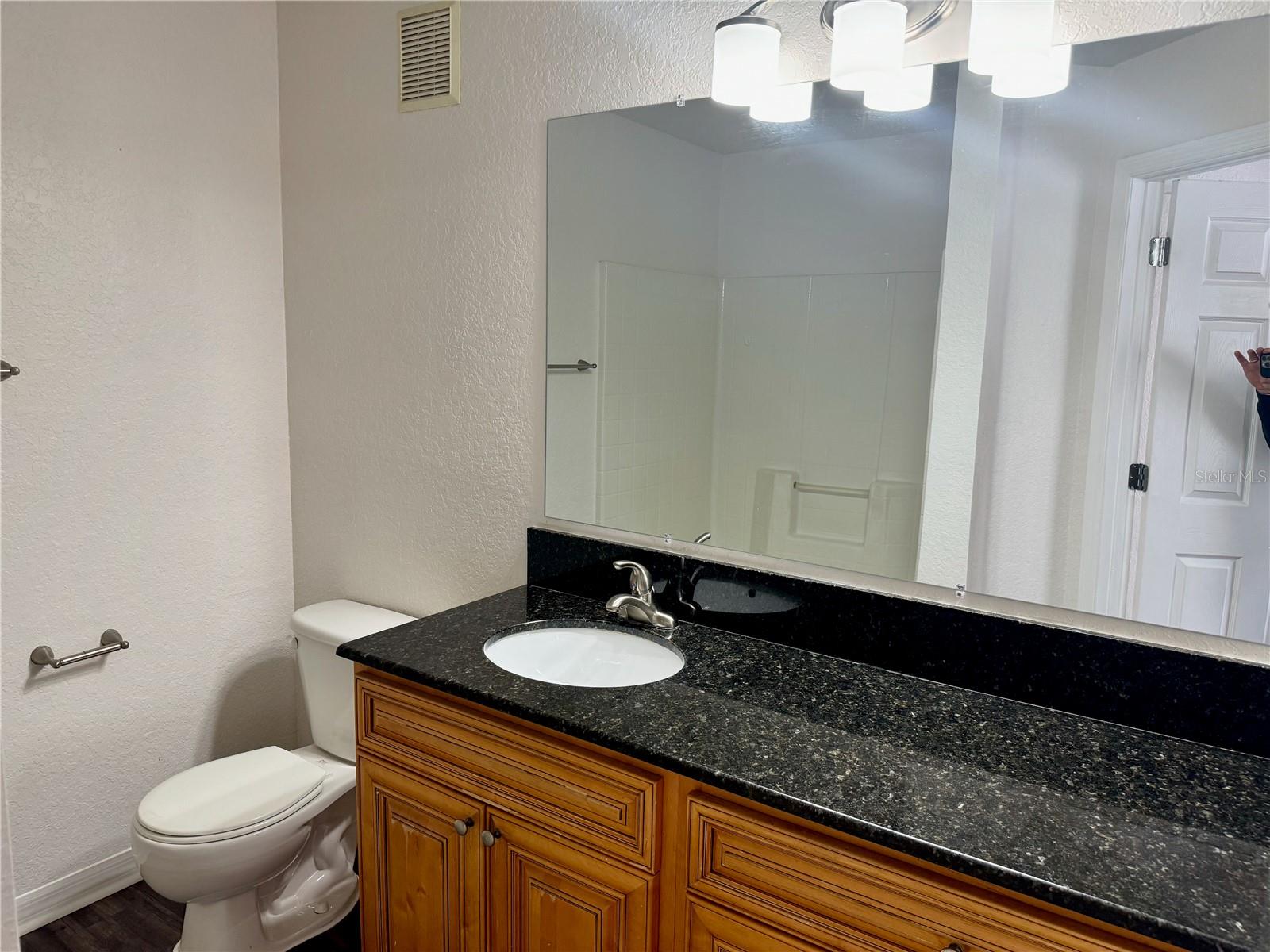 Image 14 of 19 For 832 Grand Regency Point 204