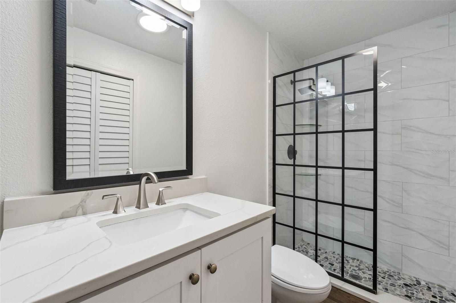 Image 16 of 32 For 740 Baffie Avenue