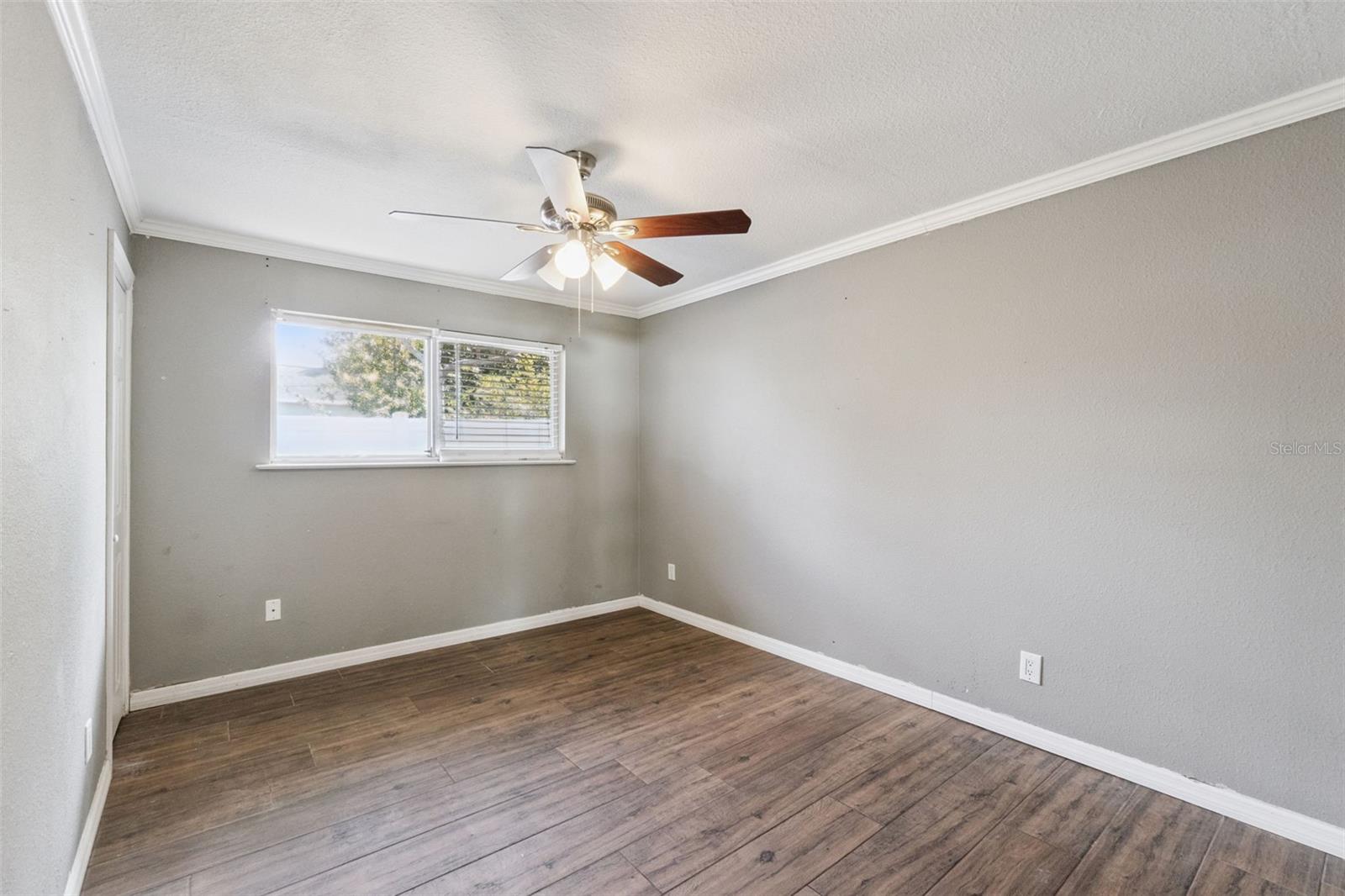 Image 17 of 32 For 740 Baffie Avenue
