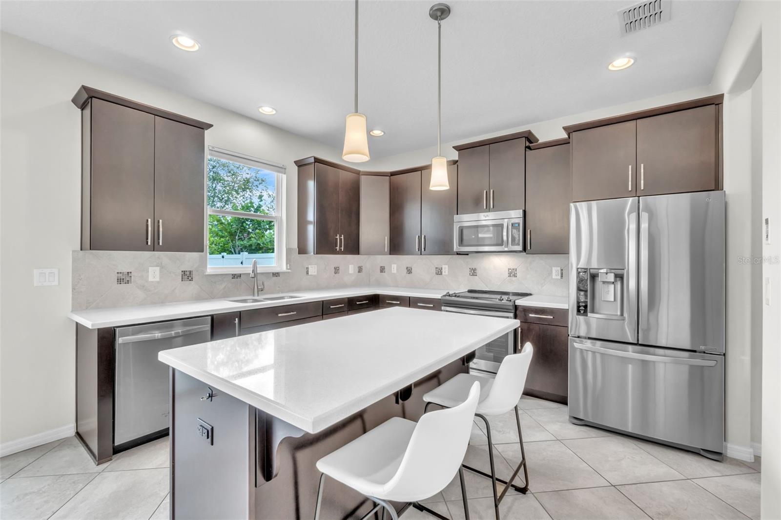 Image 11 of 40 For 8561 Lovett Avenue