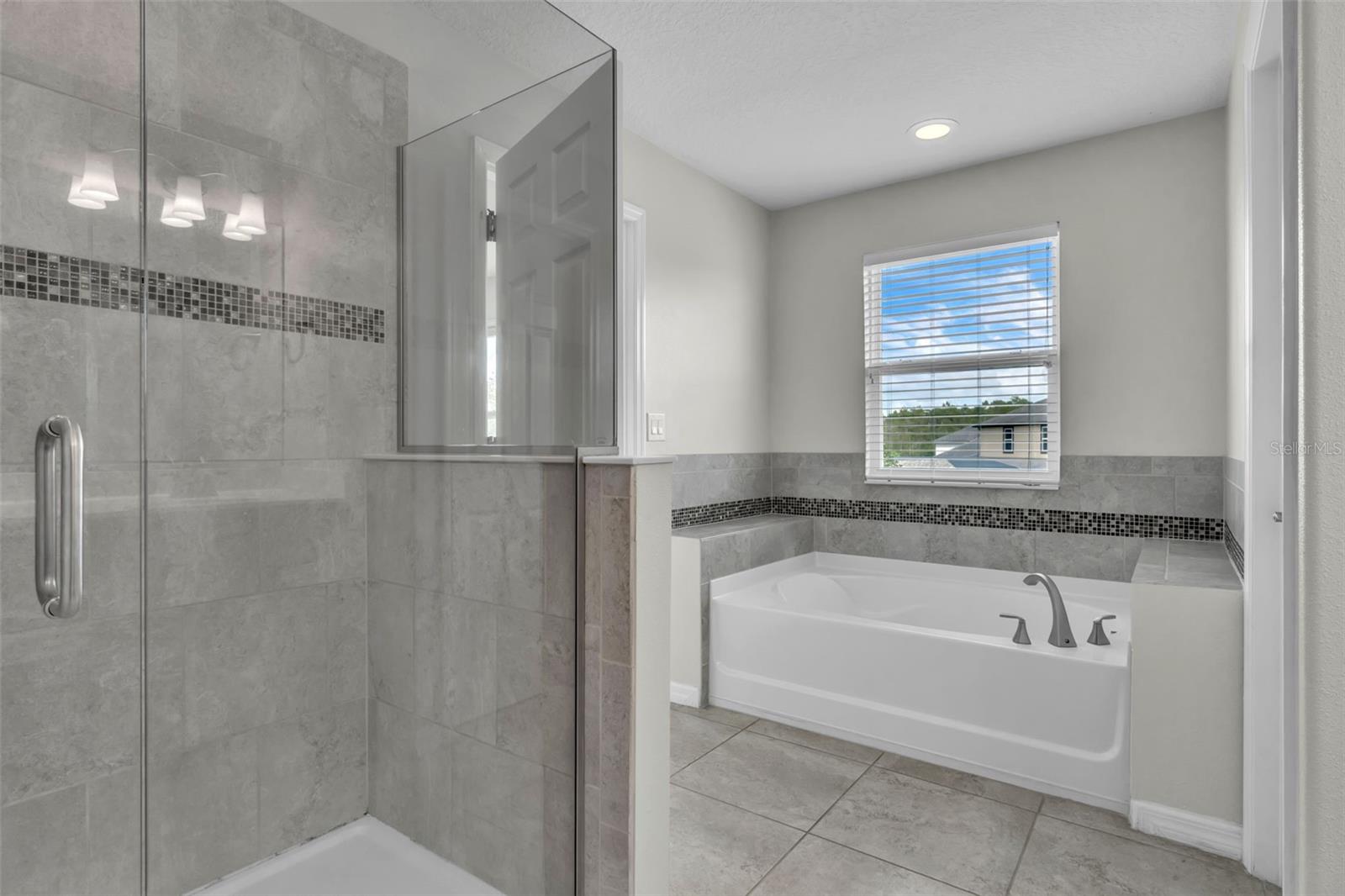 Image 27 of 40 For 8561 Lovett Avenue