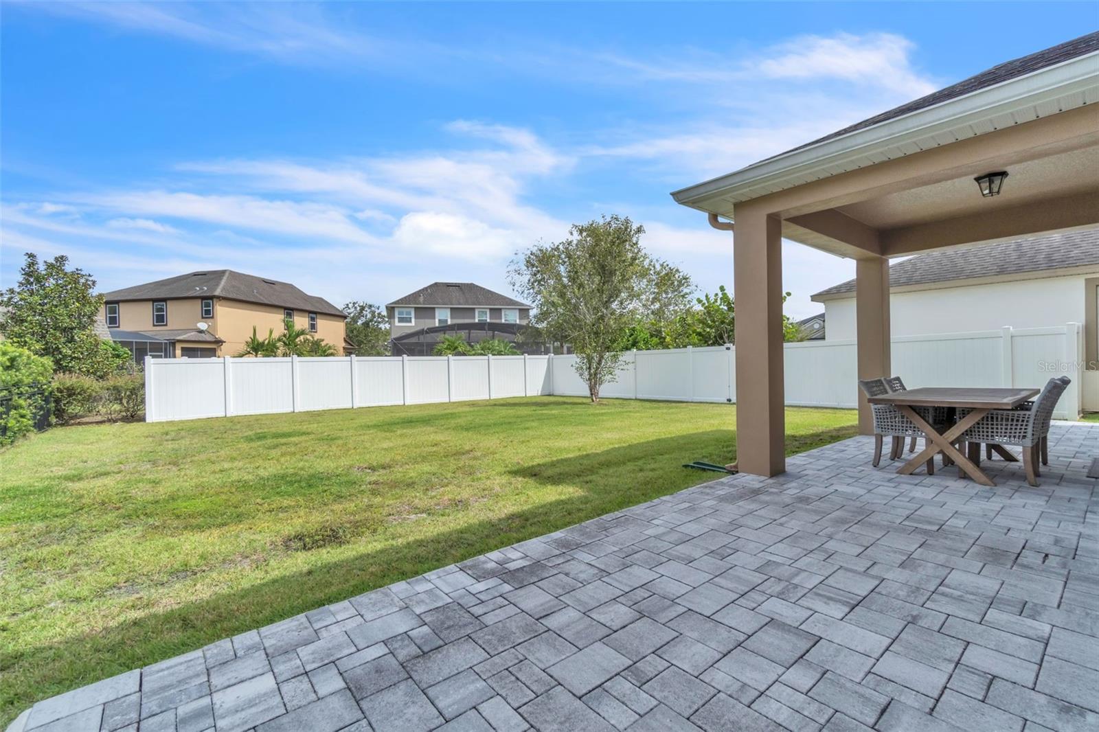 Image 37 of 40 For 8561 Lovett Avenue