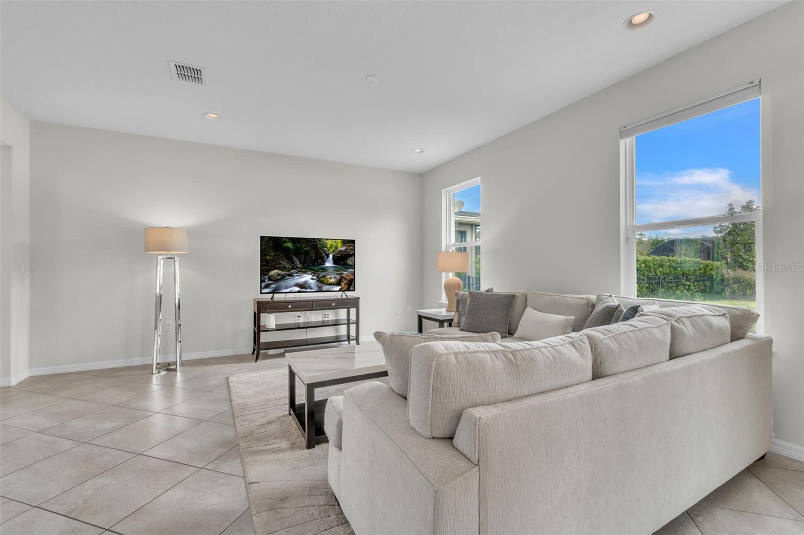 Image 4 of 40 For 8561 Lovett Avenue
